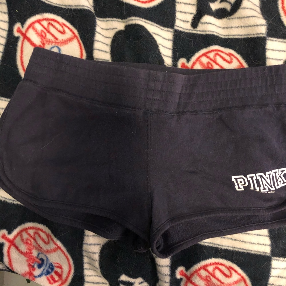 VS PINK NY Yankees blue shorts XS